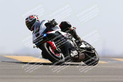 media/Mar-21-2022-Moto Forza (Mon) [[4127b7cc51]]/B Group/Session 4/Turn 9/